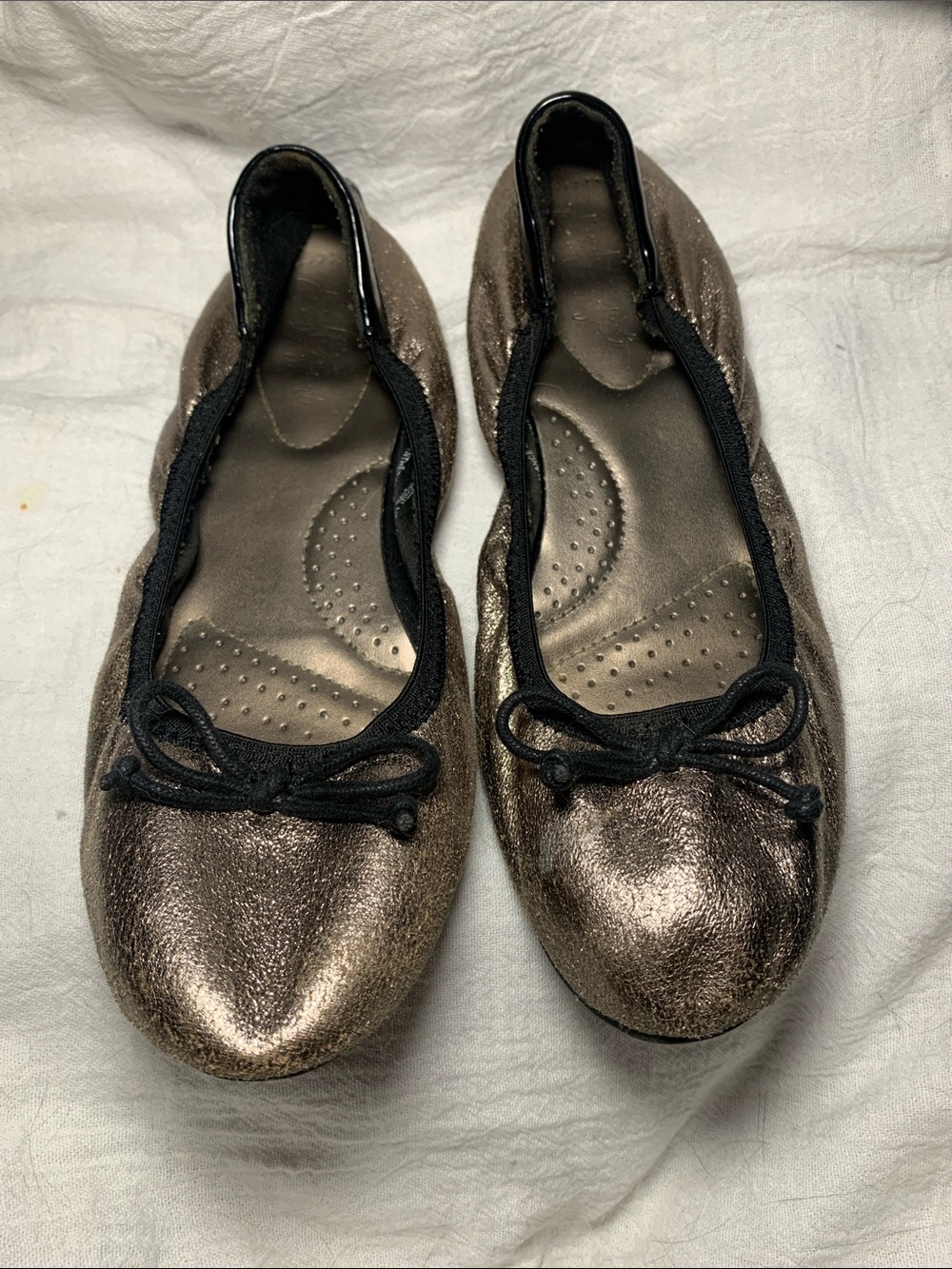 Dexflex Comfort Metallic Ballet Flats Size 8.5